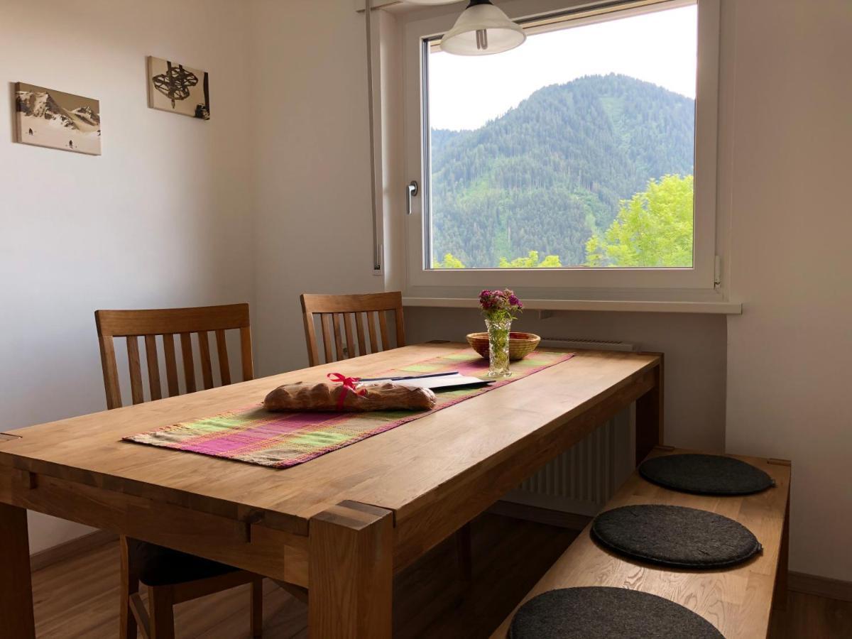 Walli Laterns - Ski Und Bergvergnuegen Direkt Vor Der Haustuer Exteriér fotografie
